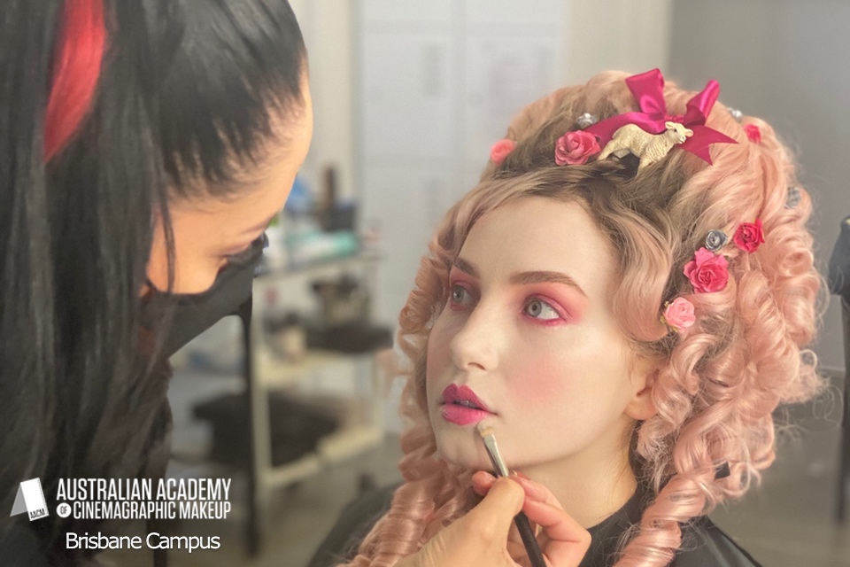 How To Enhance Your Creativity As A Makeup Artist